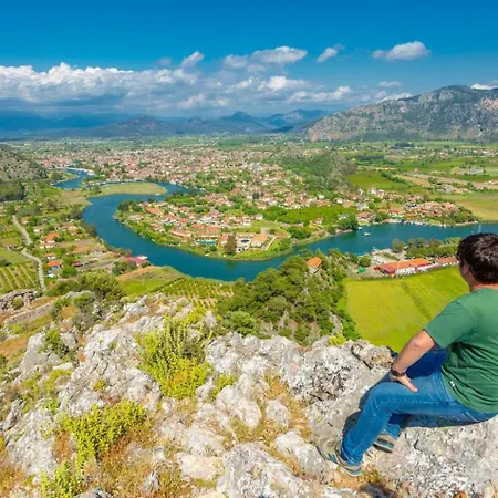 Melek Paradise * داليان