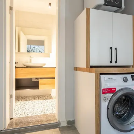 Melek Paradise فيلة داليان