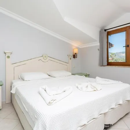 Melek Paradise * داليان