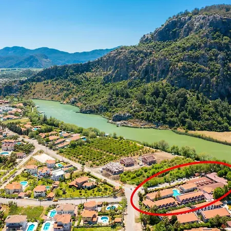 Melek Paradise داليان